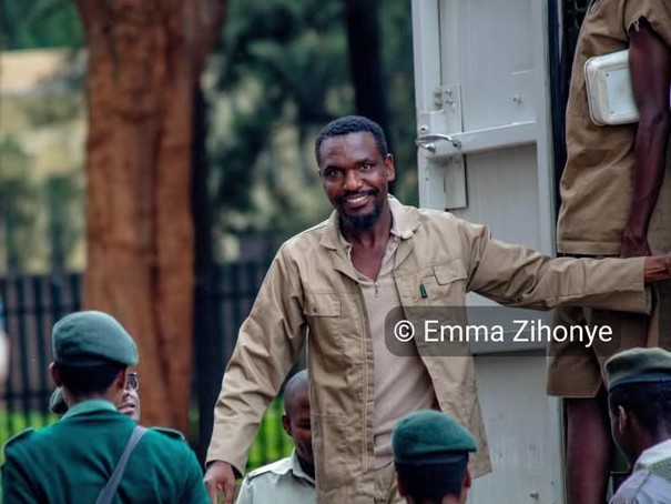 Beauty and Shame Walk Side By Side In Zimbabwe
